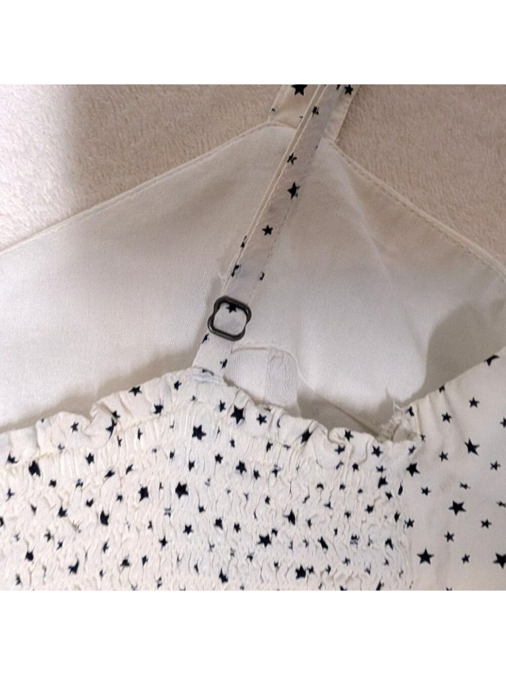 Abercrombie & Fitch Star Print Smocked Crop Top Size M White W/ Blue Stars Butto - Picture 11 of 11